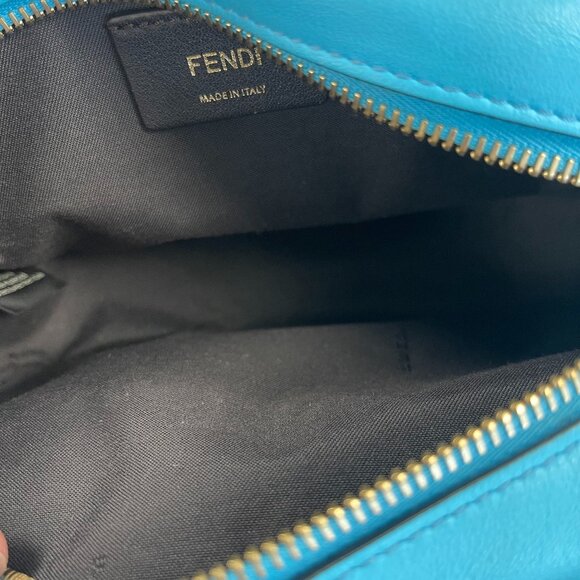 Fendi Baguette Camera Crossbody Bag in Turquoise Blue - Preowned - Picture 9 of 16